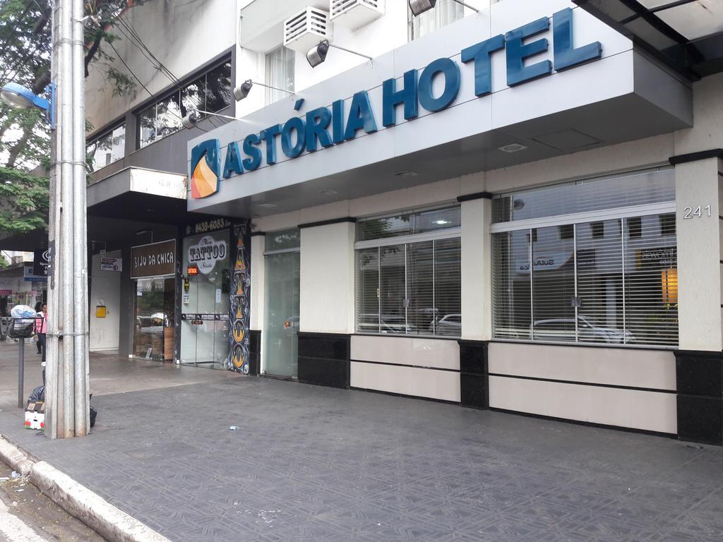 Hotel Astoria مارينجا المظهر الخارجي الصورة